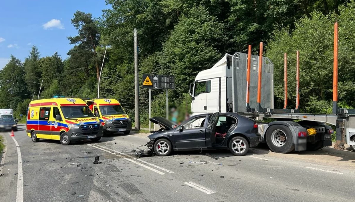 Wypadek na ulicy Lwowskiej. Są osoby poszkodowane