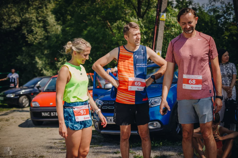 IV Bieg Górski o Złotą Paproć Prezesa Firmy JONIEC - zdjęcie 2