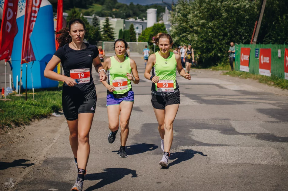 IV Bieg Górski o Złotą Paproć Prezesa Firmy JONIEC - zdjęcie 17