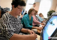 Latarnia świeci dla seniorów - zdjęcie główne