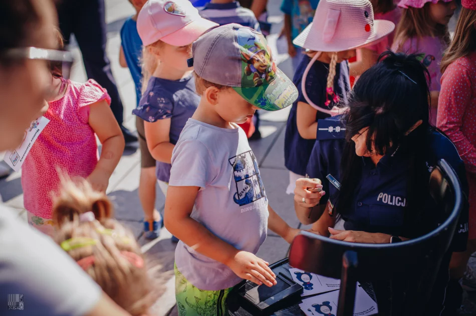 Święto Policji w Limanowej - 2023 - zdjęcie 16