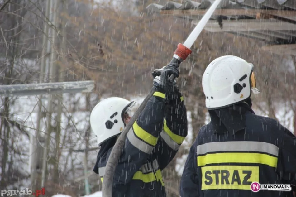 Spłonęła stodoła, uratowano dom - zdjęcie 3