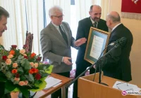 Gratulacje i sprawa przesłuchań radnych - zdjęcie główne