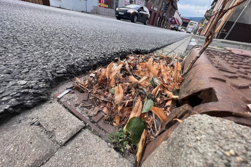 Zalewany Rynek w Limanowej, a na ulicy… zatkane wpusty - zdjęcie 5