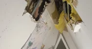 Zwarcie instalacji elektrycznej wywołało pożar  - zdjęcie 2