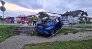 Nowy Sącz: samochód uderzył w słup - zdjęcie 5