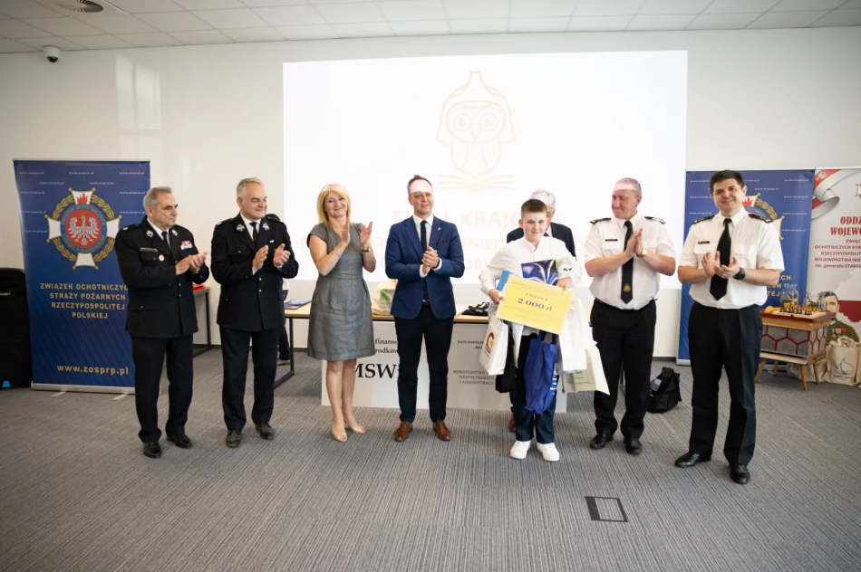 Młody strażak wyróżniony za ogólnopolski sukces  - zdjęcie 3
