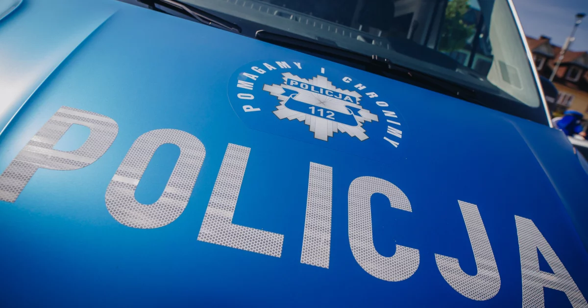 Zderzenie trzech pojazdów na DK28. Służby powiadomił eCall