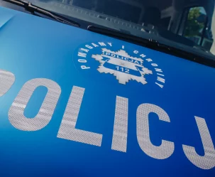 Zderzenia, ucieczka kierowcy i mandat dla właścicielki hulajnogi - zdjęcie główne