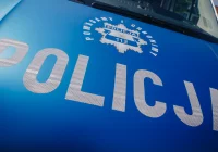 Ciężarówka najechała na tył Forda. Kobieta i troje dzieci zabrani do szpitala - zdjęcie główne