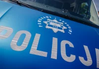 Motocyklista przewrócił się na łuku drogi, ukarany mandatem - zdjęcie główne