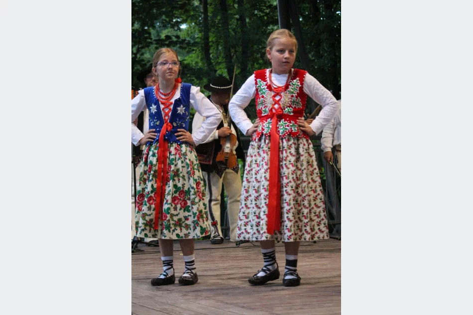 Folklor z różnych stron świata na Święcie Dzieci Gór - zdjęcie 5