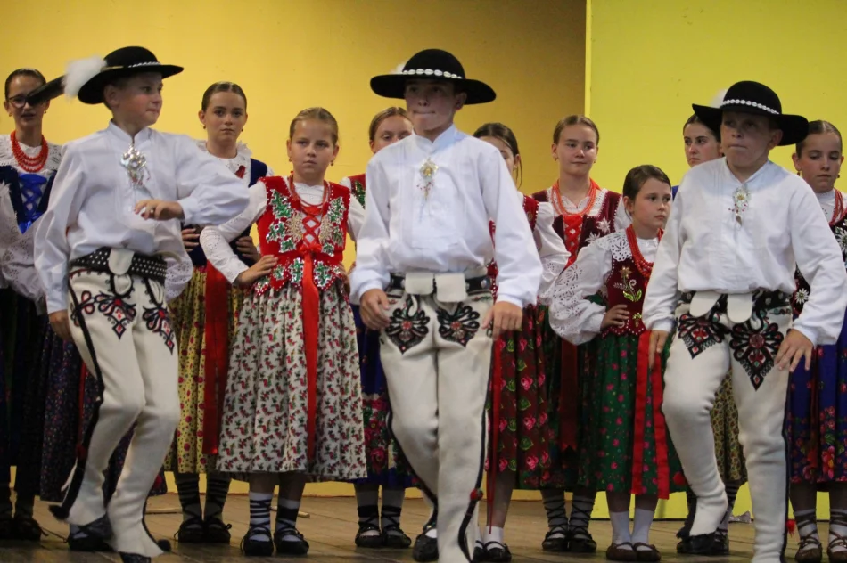 Folklor z różnych stron świata na Święcie Dzieci Gór - zdjęcie 6