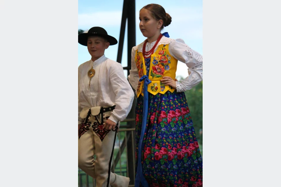 Folklor z różnych stron świata na Święcie Dzieci Gór - zdjęcie 10