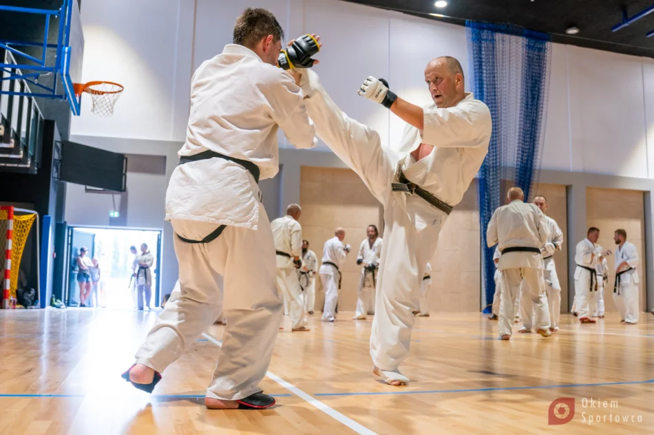Triumf limanowskich karateków na 50. Wschodnioeuropejskim Obozie Karate Kyokushin w Krakowie - zdjęcie 12