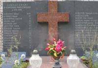 Pamięć o dwóch ofiarach rzezi Woli z Limanowszczyzny - zdjęcie główne