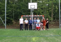 Plac zabaw oraz boisko sportowe w Bałażówce - zdjęcie główne