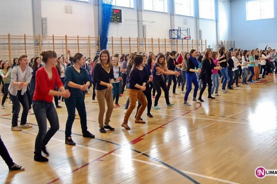 Pożegnanie karnawału w I LO - zdjęcie 4