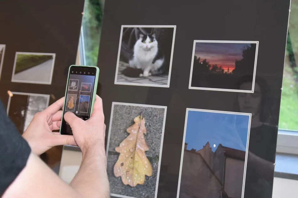 W Miejskiej Galerii Sztuki odbył się wernisaż wystawy Witolda Kubichy - zdjęcie 11