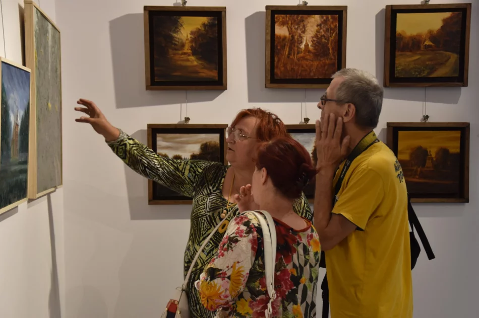 W Miejskiej Galerii Sztuki odbył się wernisaż wystawy Witolda Kubichy - zdjęcie 13