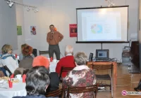 „Warto się dystansować” - zdjęcie główne