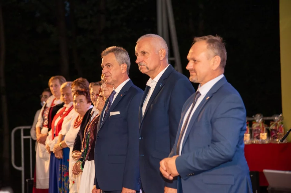 Sukcesy gminnych gospodyń na XXII Powiatowym Przeglądzie KGW w Limanowej - zdjęcie 17