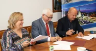 Podpisano umowę na wykonywanie usług przewozowych w komunikacji miejskiej - zdjęcie 3