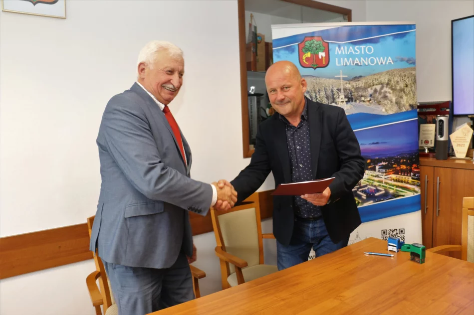 Podpisano umowę na wykonywanie usług przewozowych w komunikacji miejskiej - zdjęcie 4