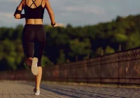 Walka z bakteriami w odzieży sportowej - srebrne jony w ubraniach SMMASH - zdjęcie główne