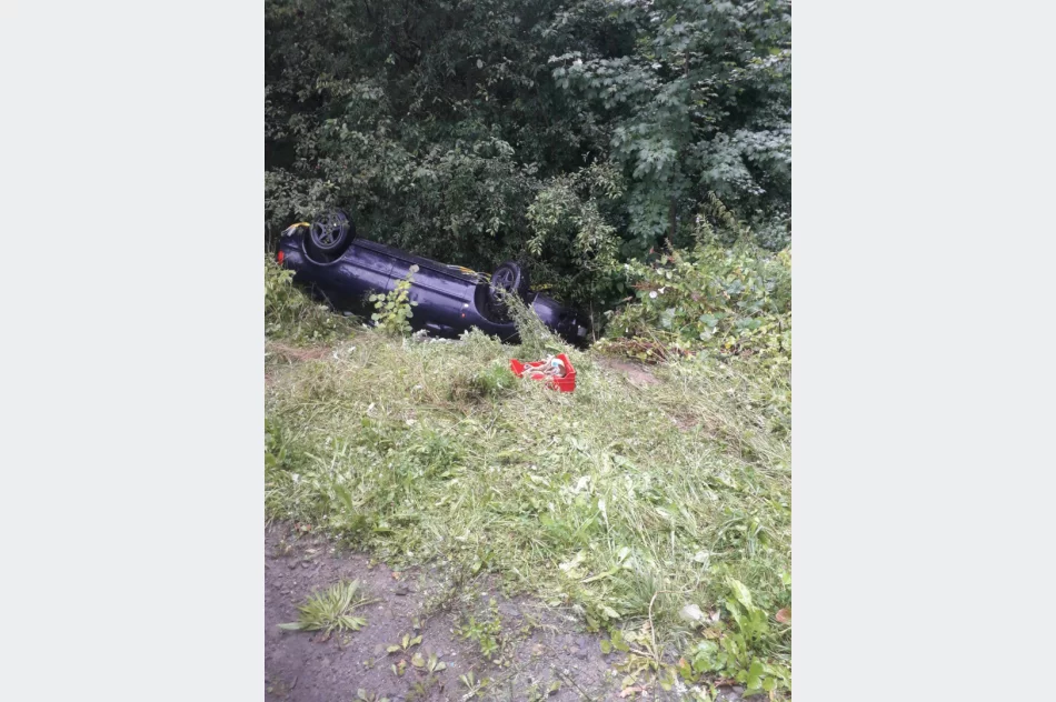 Groźnie wyglądające dachowanie Audi - zdjęcie 3