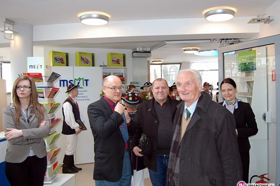 Wystawa i promocja w Buzodromie - zdjęcie 3