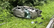 Zderzenie busa i samochodów osobowych. 6 osób zostało rannych - zdjęcie 4