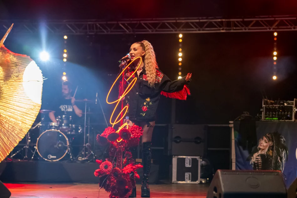 Koncert Cleo na XII Festiwalu Śliwki, Miodu i Sera w Laskowej - zdjęcie 2