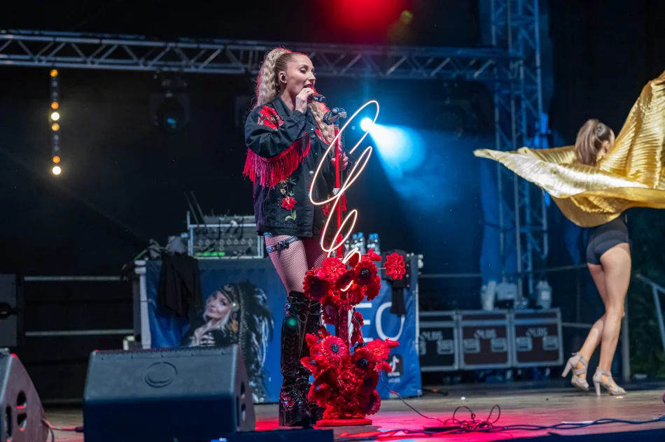 Koncert Cleo na XII Festiwalu Śliwki, Miodu i Sera w Laskowej - zdjęcie 14