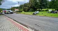Groźny wypadek, samochód się rozpadł na dwie części. Droga odblokowana - zdjęcie 2