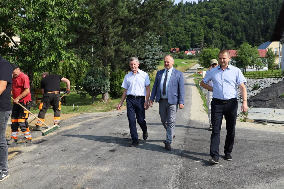 Kolejne odcinki odebranych dróg - zdjęcie 8