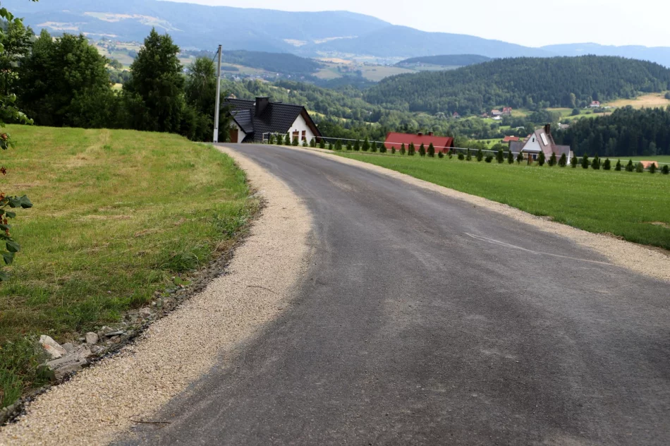 Kolejne odcinki odebranych dróg - zdjęcie 11
