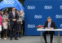800 plus zamiast 500 zł. Podpis prezydenta - zdjęcie główne