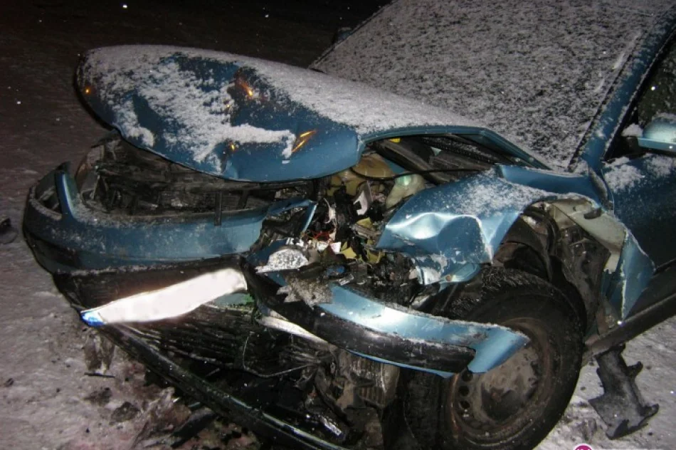 Pościg zakończony zderzeniem czołowym - zdjęcie 2