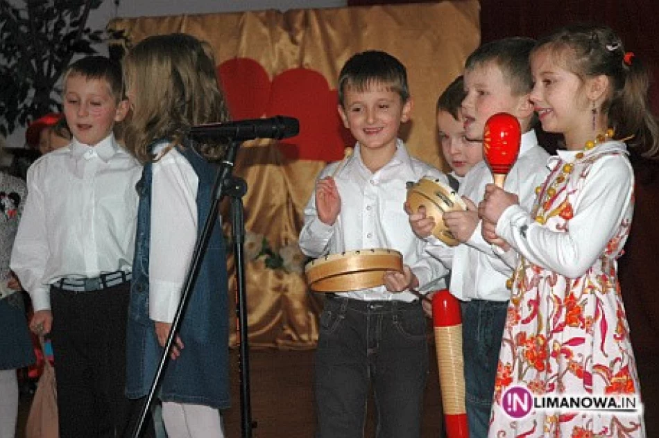 Wspólnie świętowali Dzień Babci i Dziadka - zdjęcie 3