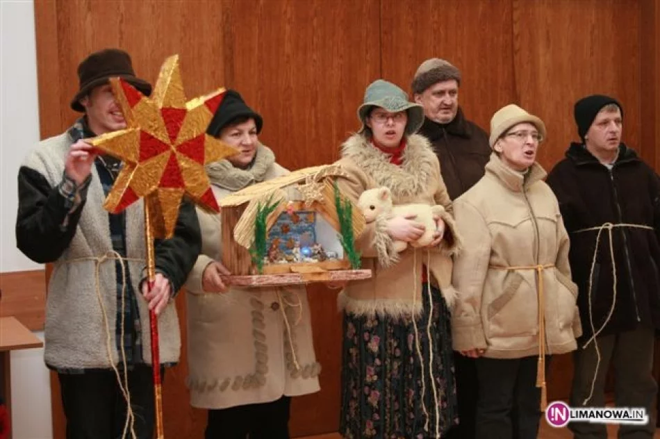 Niezwykli kolędnicy w magistracie - zdjęcie 2