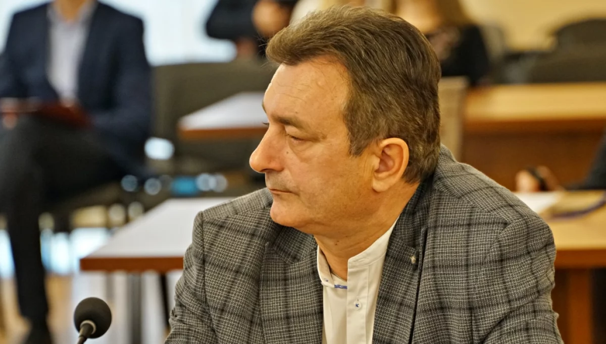 Zarobki wzrosły, oszczędności skurczyły się 