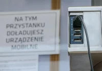 Publiczne ładowarki USB mogą być niebezpieczne - zdjęcie główne