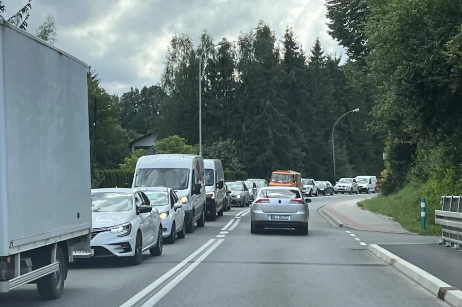 Dla niektórych długi weekend, dla wszystkich... korki - zdjęcie 2