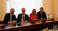 Podpisanie umów na remont dróg w Męcinie i Starej Wsi - zdjęcie 5