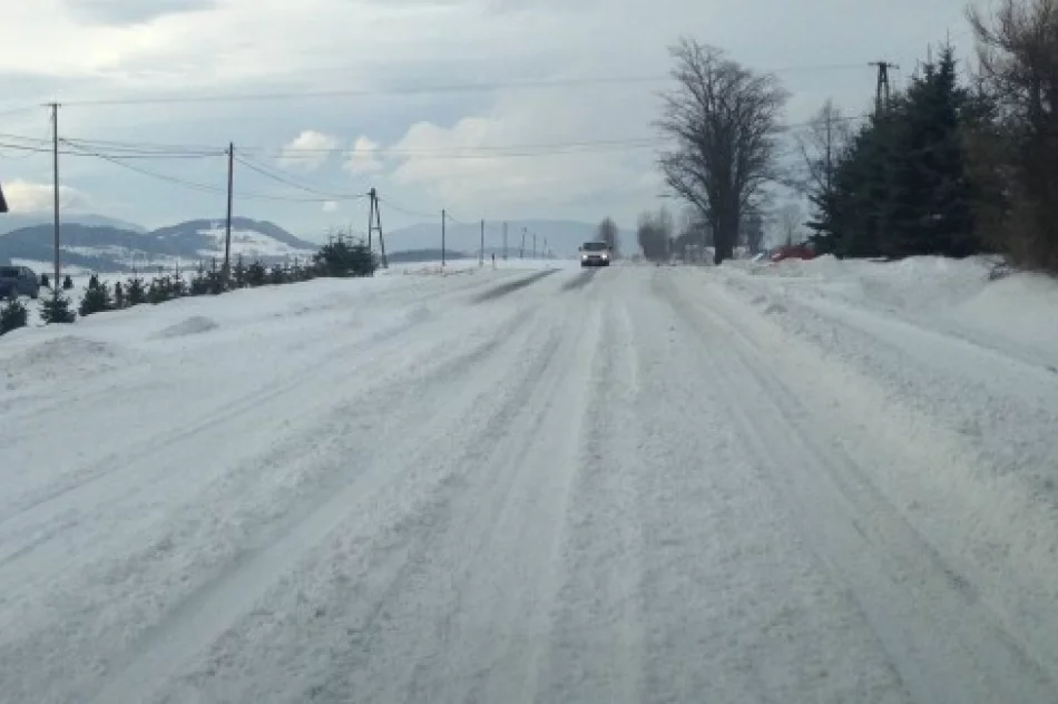 Silny wiatr i utrudnienia na DK 28 - zdjęcie 2