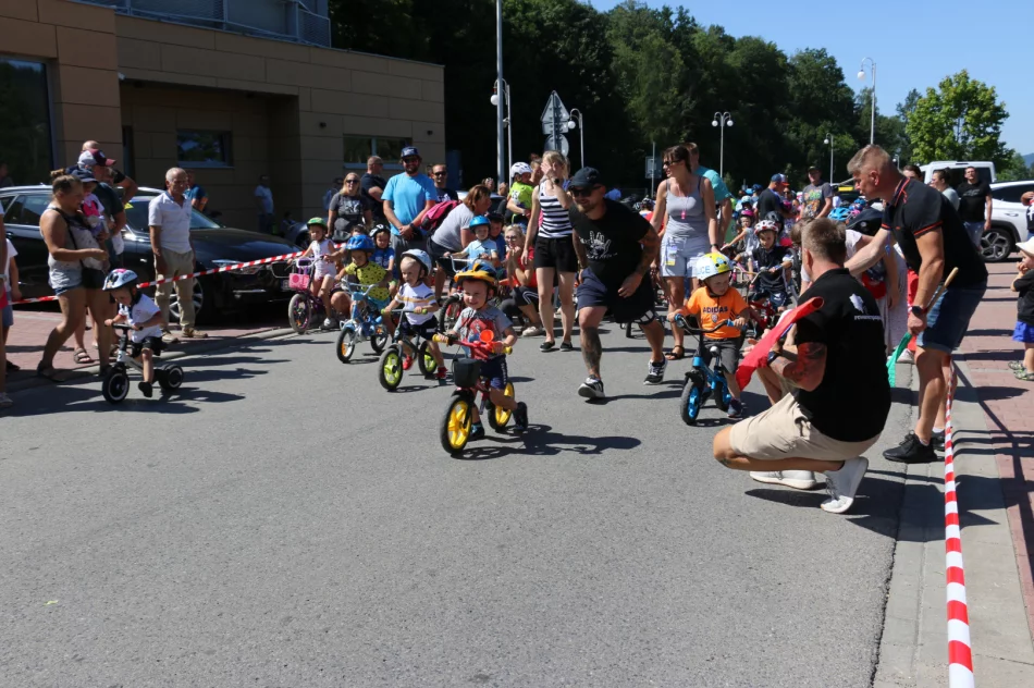 Mini Wyścig Henryka Łasaka zgromadził 100 młodych kolarzy - zdjęcie 10