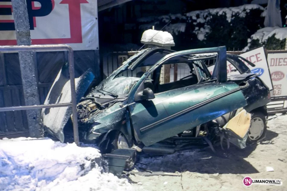 Cztery młode osoby ranne w wypadku - zdjęcie 2