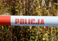 Tragedia w Mostkach. Ze stawu wyłoniono zwłoki 12- i 20-latka - zdjęcie główne
