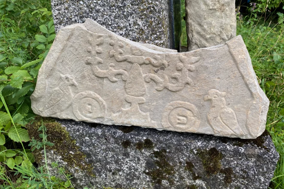 Odnaleziono historyczne macewy. Były... materiałami budowlanymi - zdjęcie 2